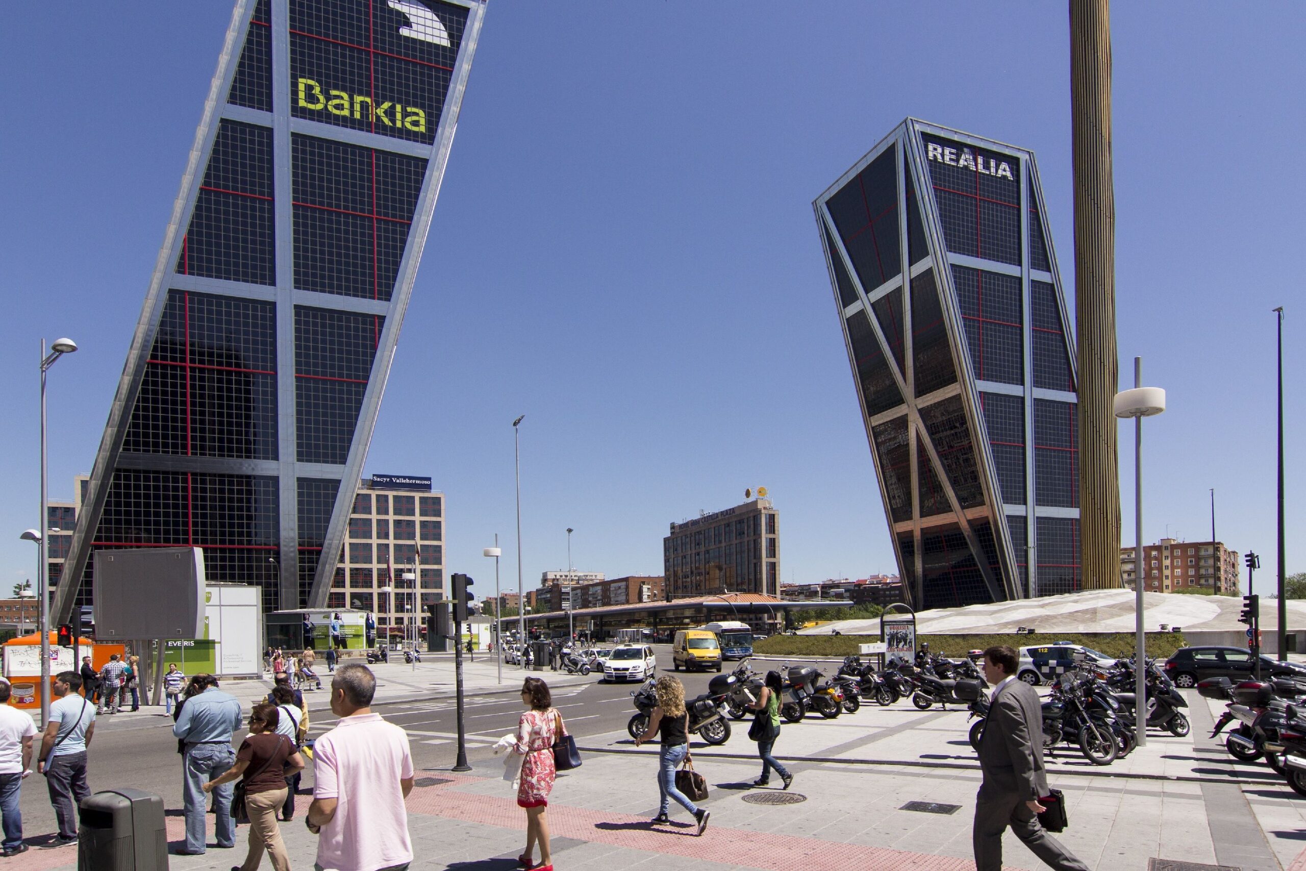 Implementation of charging points at Bankia