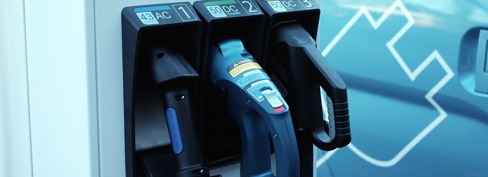 Ayudas locales y autonómicas al coche eléctrico